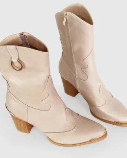 Hot Belle & Bloom Dallas Western Boot - Stone