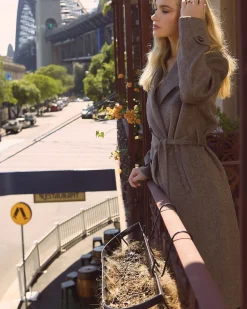 New Belle & Bloom Front Runner Belted Coat - Walnut