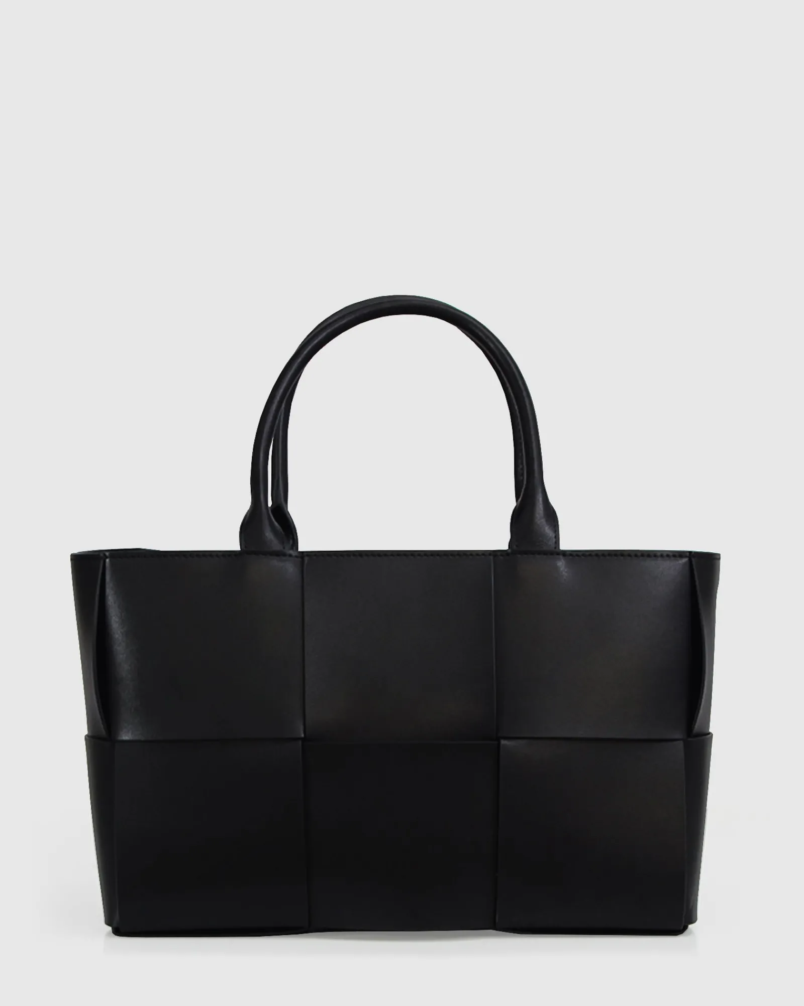 Outlet Belle & Bloom Long Way Home Woven Tote - Black