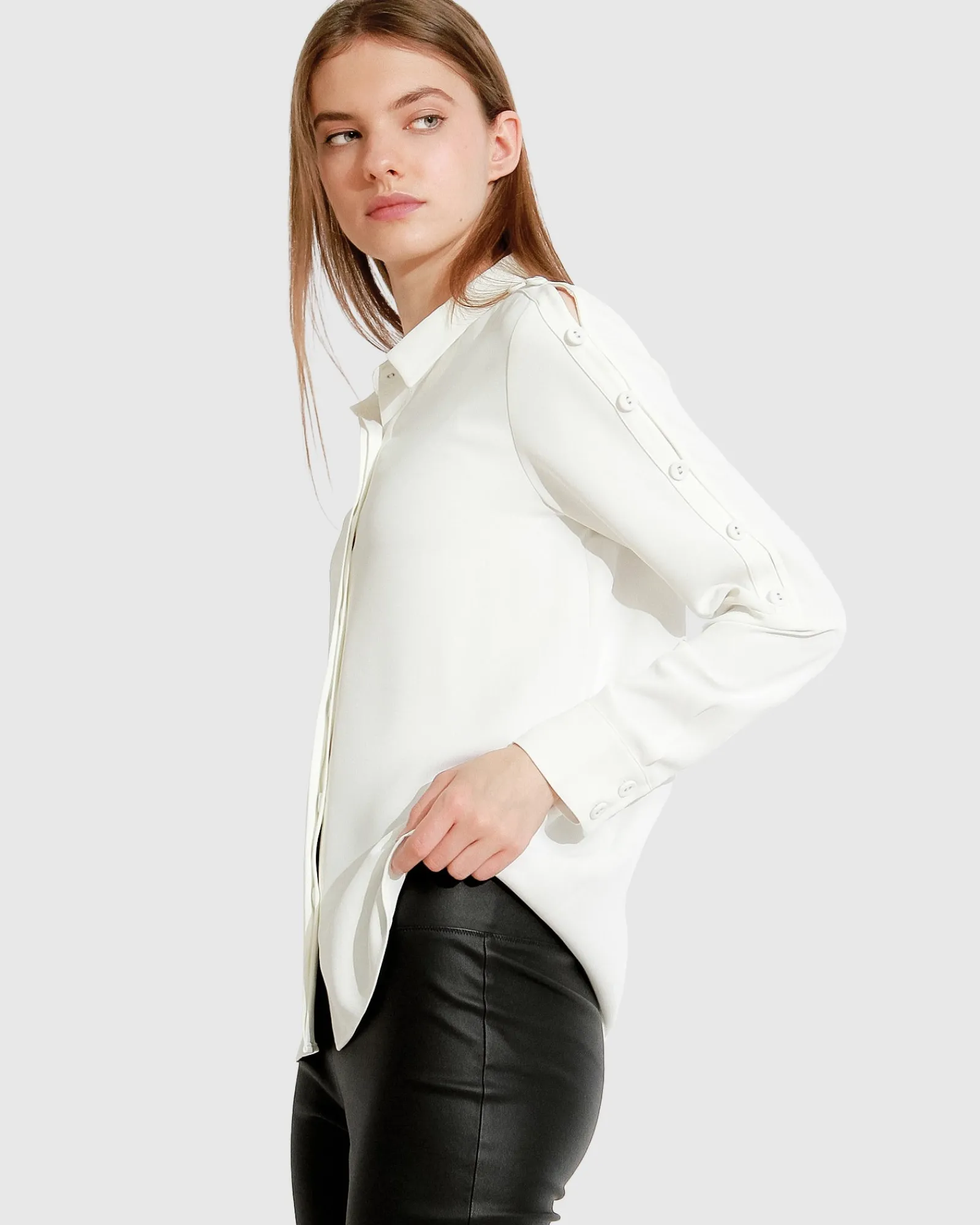 Best Belle & Bloom Made with Love Shirt - Off-White