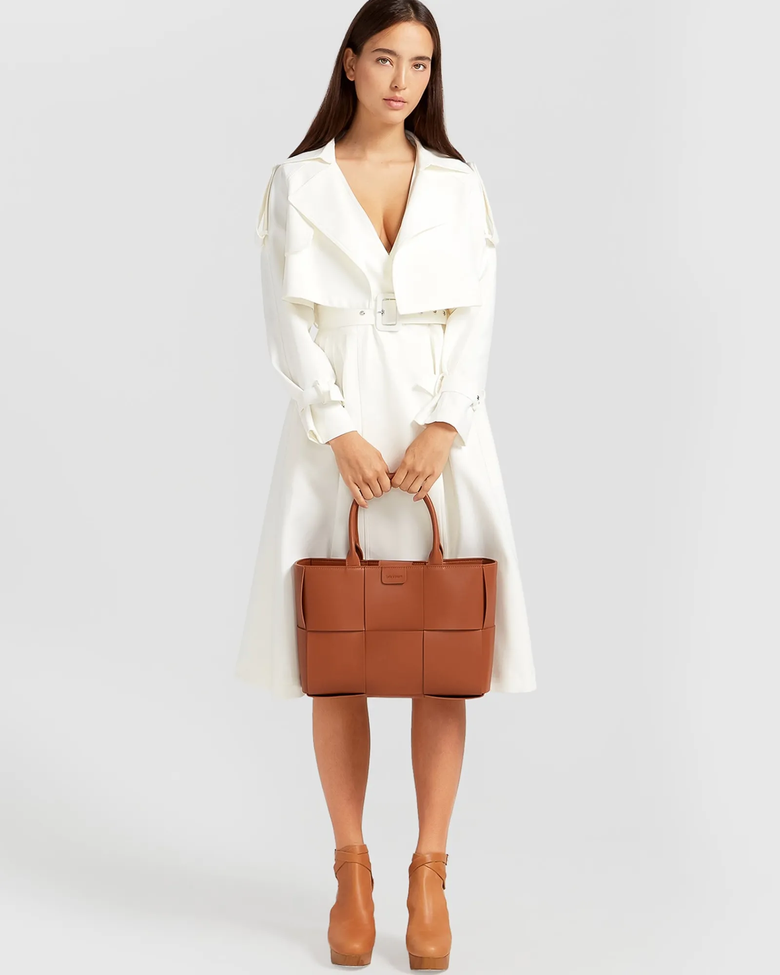 Fashion Belle & Bloom Manhattan Cropped Trench - Off-White