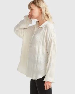 Online Belle & Bloom Serenade Velvet Plisse Shirt - Off-White