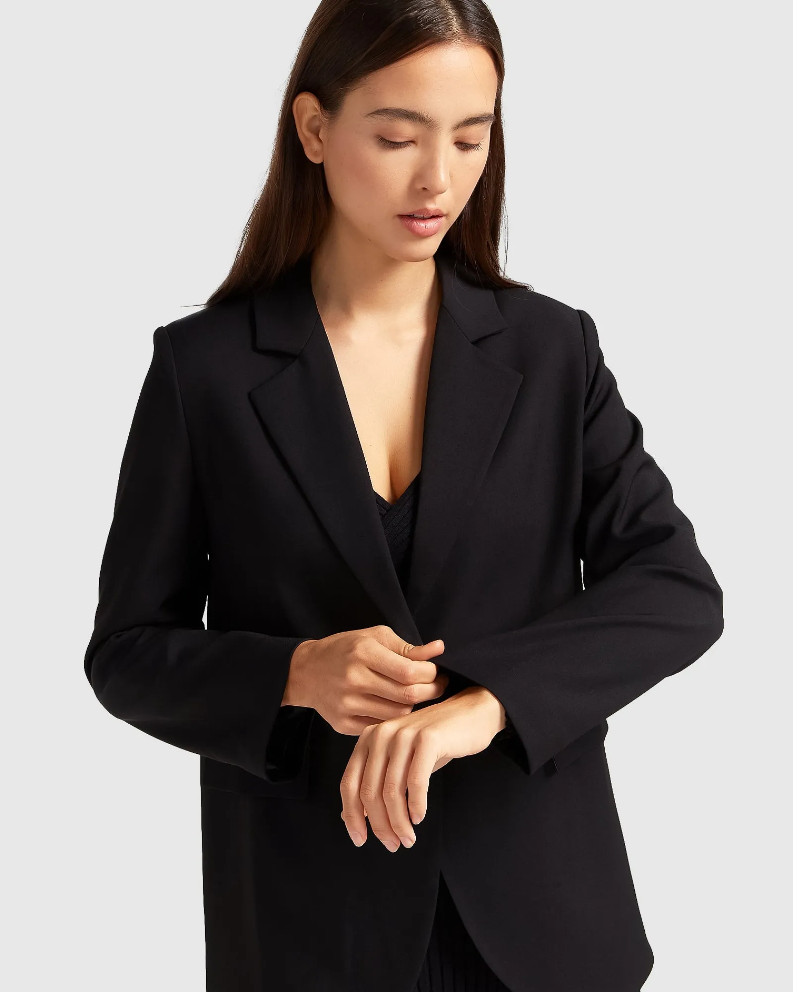 Best Belle & Bloom Unchained Heart Blazer - Black